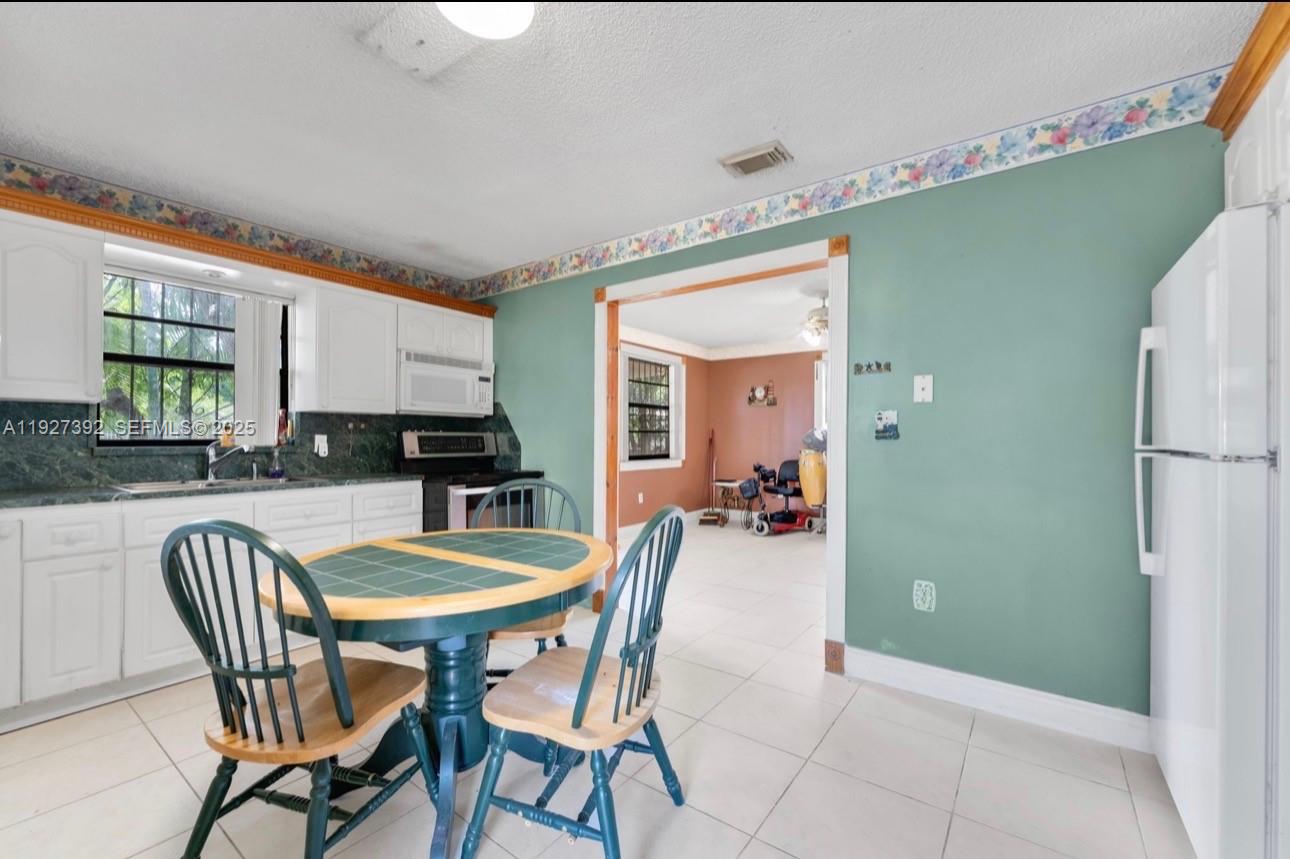 TOWN OF FLORIDA CITY - Residential