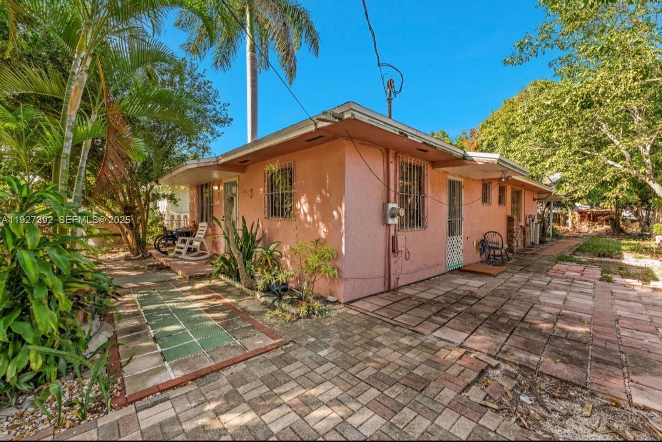 TOWN OF FLORIDA CITY - Residential