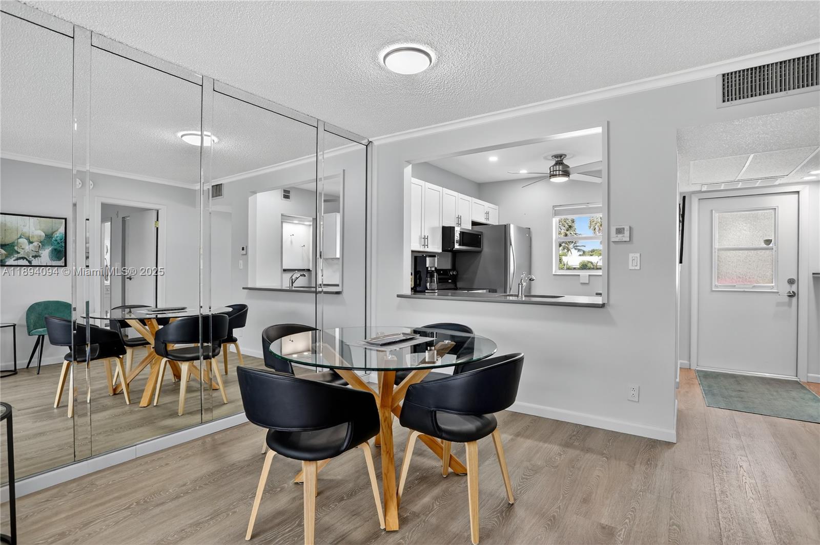 SEAGRAPE GARDENS CONDO - Residential