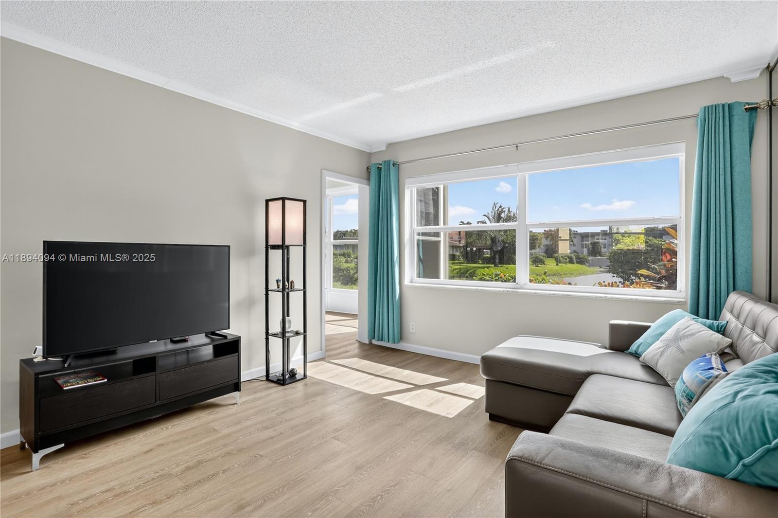 SEAGRAPE GARDENS CONDO - Residential