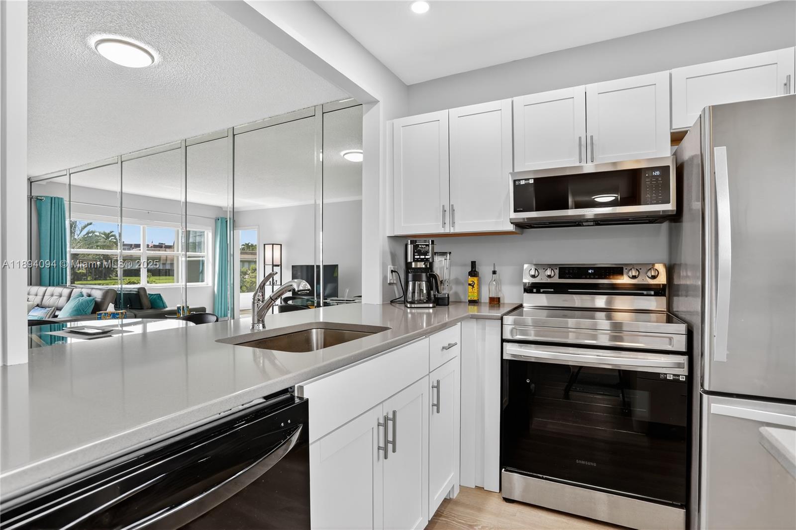 SEAGRAPE GARDENS CONDO - Residential