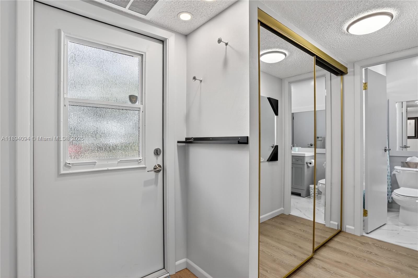 SEAGRAPE GARDENS CONDO - Residential