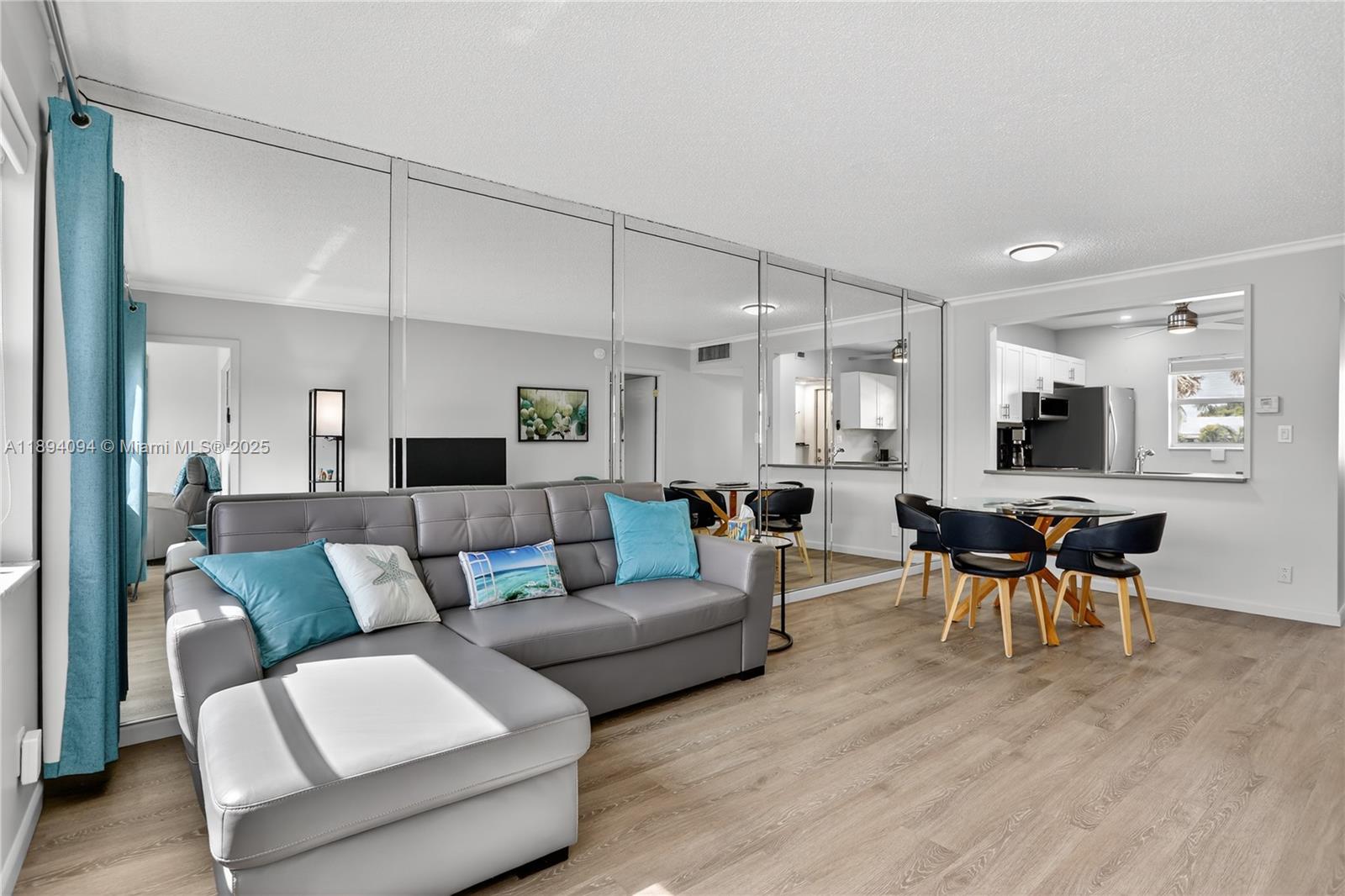 SEAGRAPE GARDENS CONDO - Residential