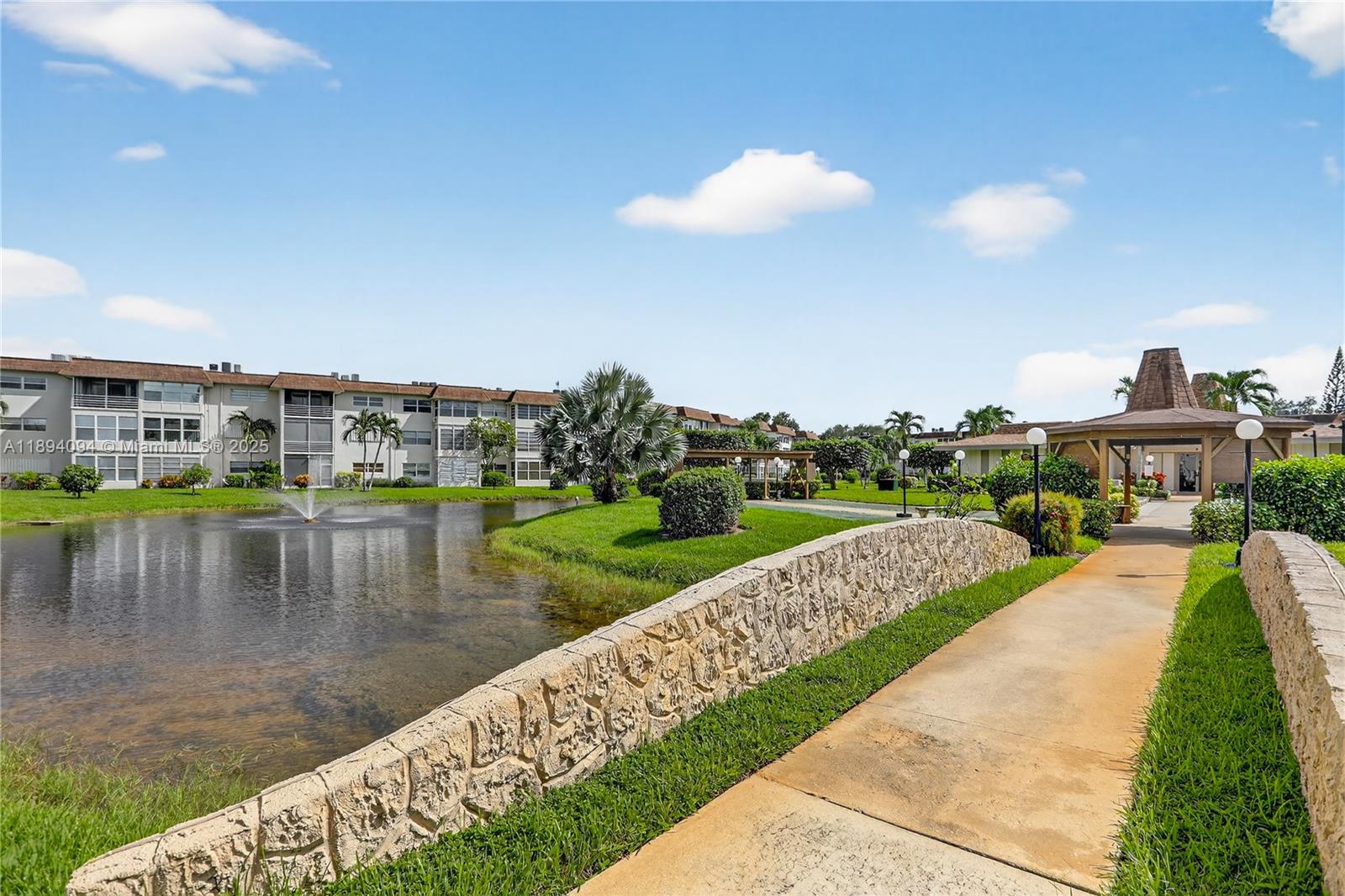 SEAGRAPE GARDENS CONDO - Residential