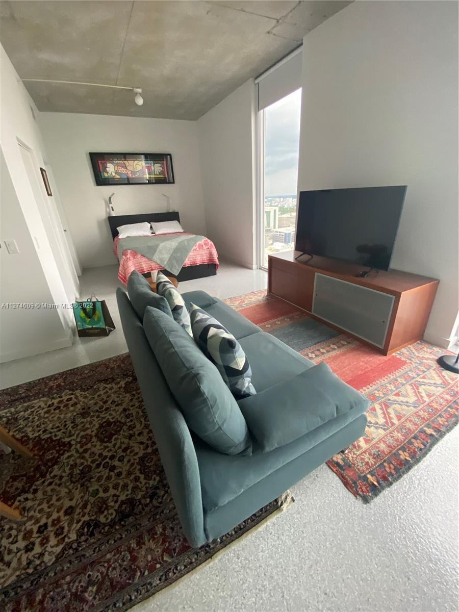 CENTRO CONDO - Residential Lease