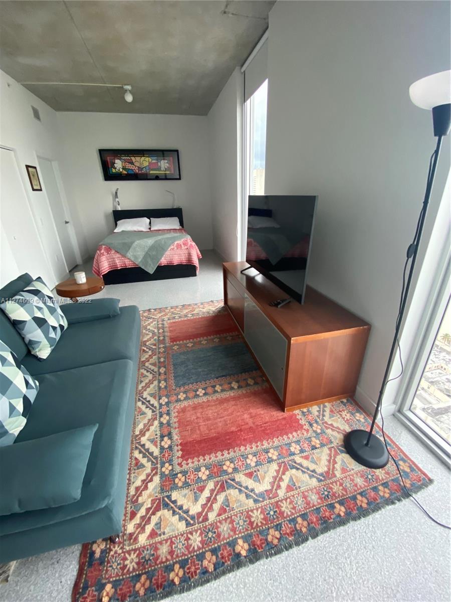 CENTRO CONDO - Residential Lease