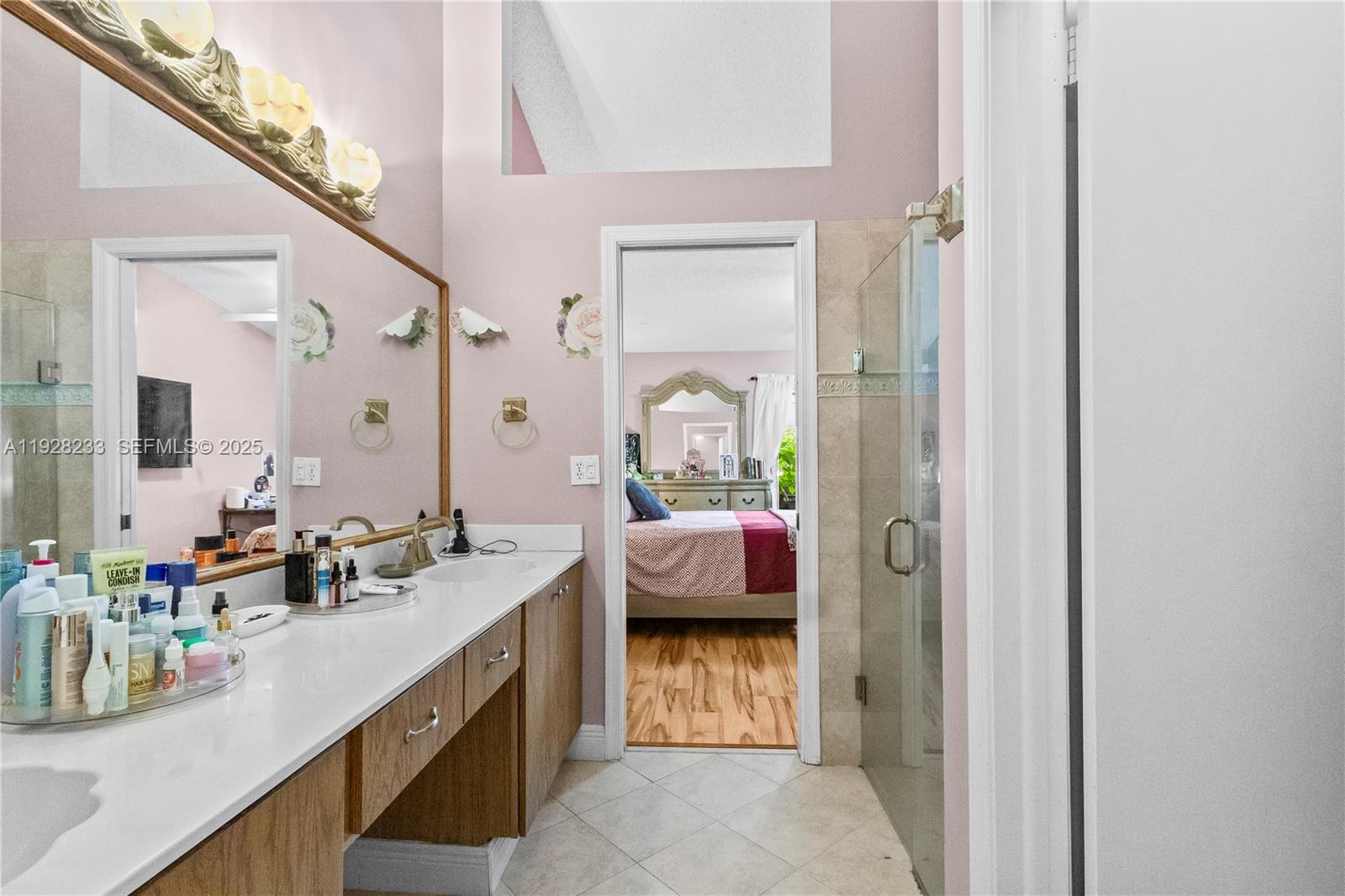 HOLIDAY SPRINGS VILLAGE - Residential