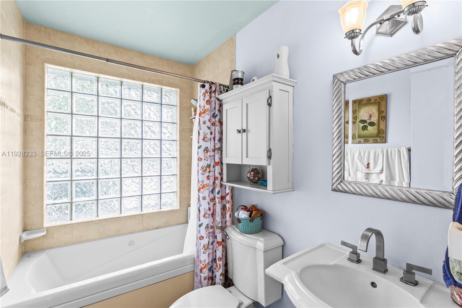 HOLIDAY SPRINGS VILLAGE - Residential