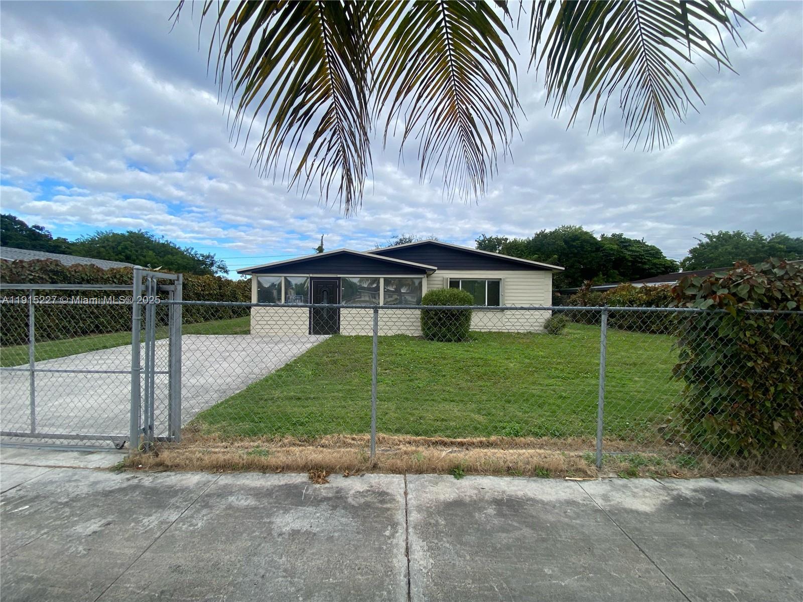 SIXTH AVENUE PARK - Residential Lease