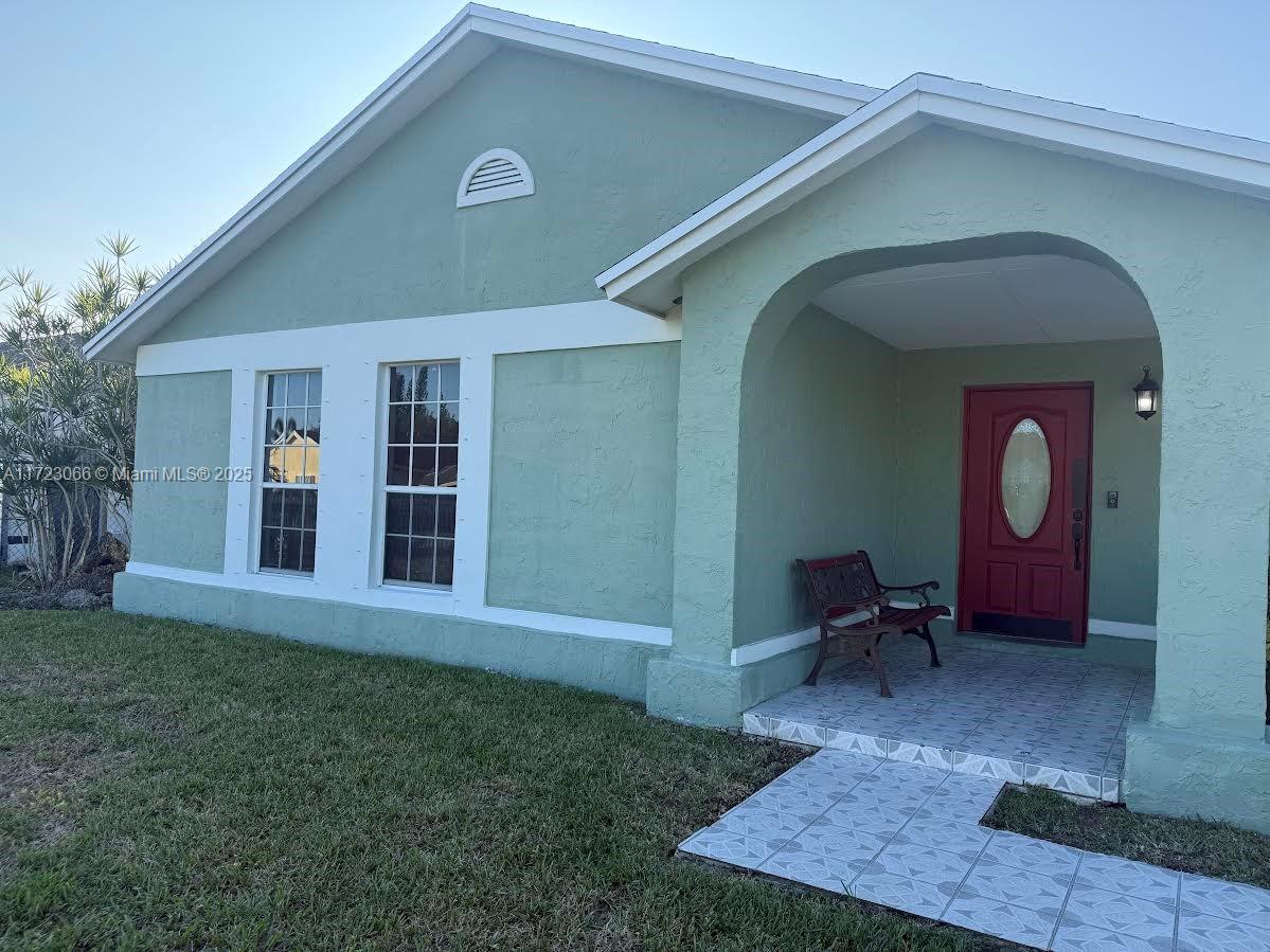 28120 Sw 138 Ct, Miami, Broward County, Florida - 3 Bedrooms  
2 Bathrooms - 