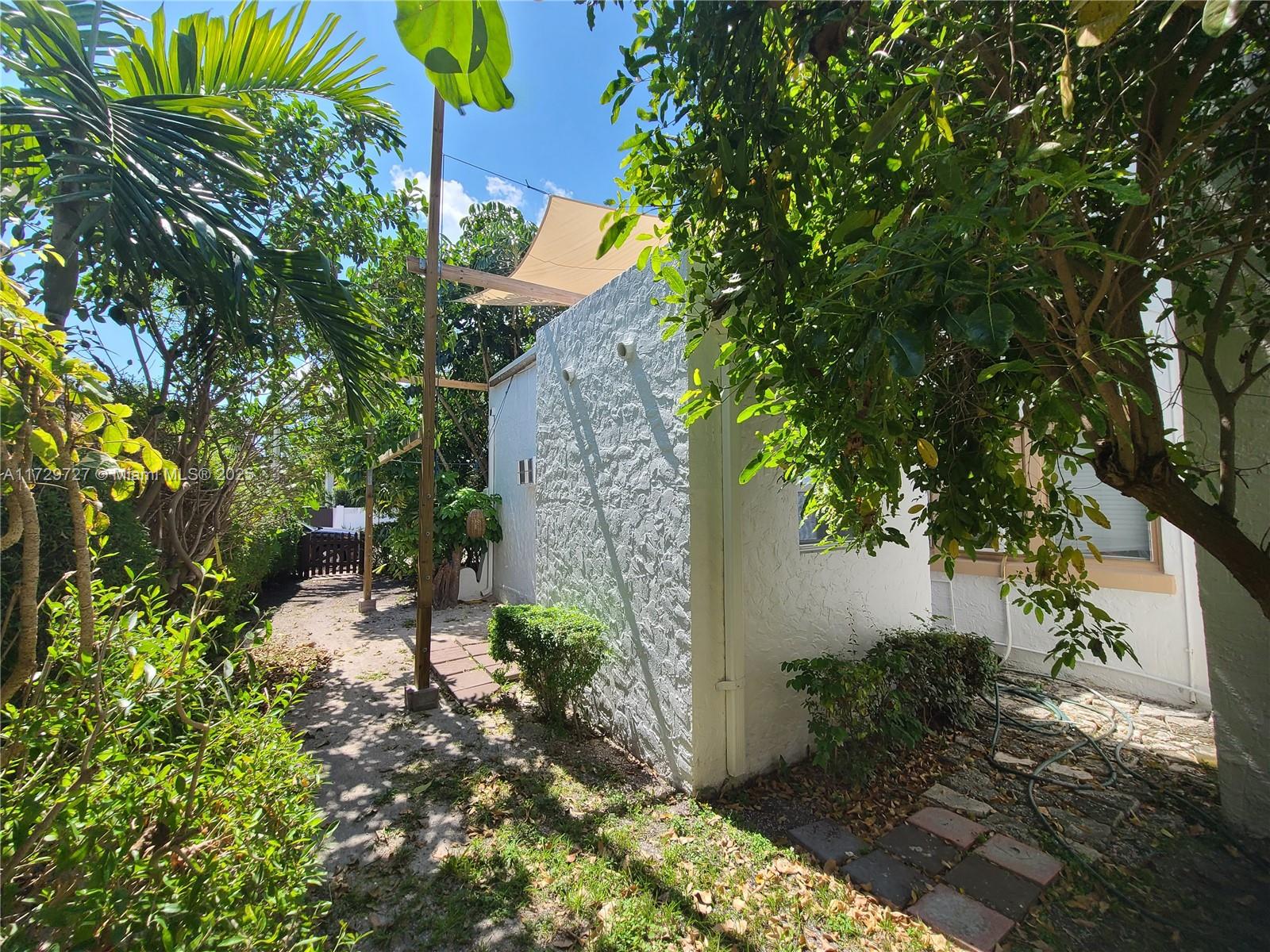 ALTON BEACH BAY FRONT RE- - Land