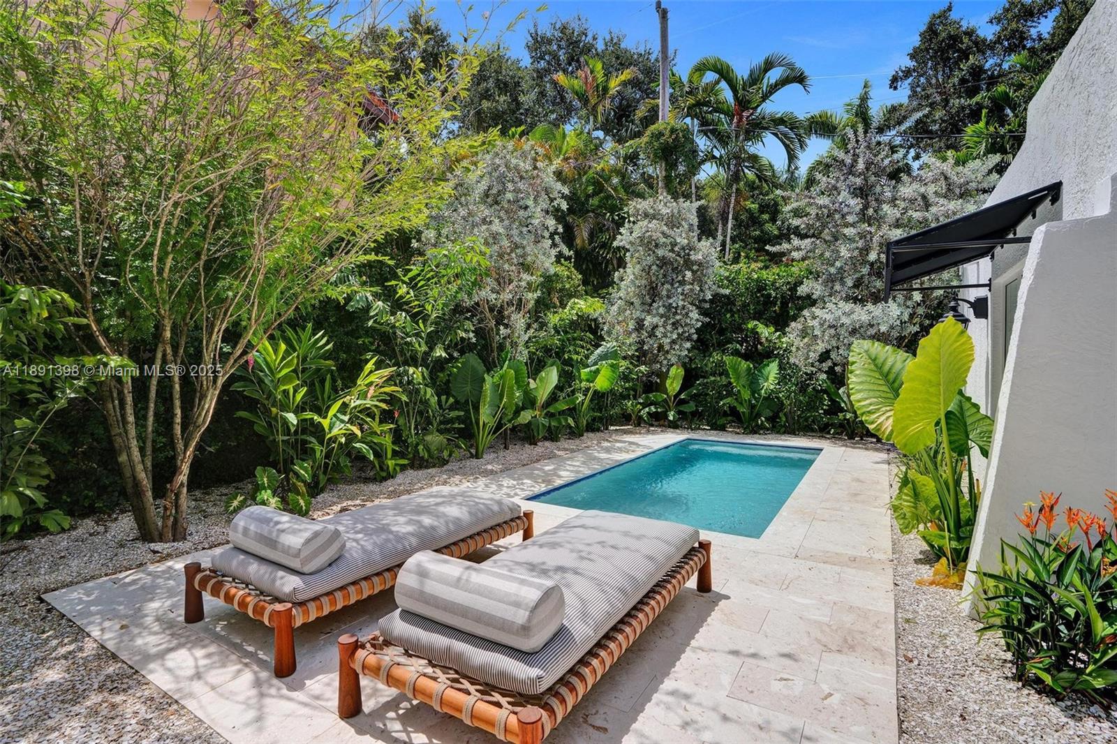 CORAL GABLE COUNTRY CLUB - Residential
