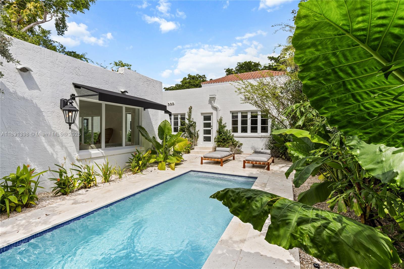 CORAL GABLE COUNTRY CLUB - Residential