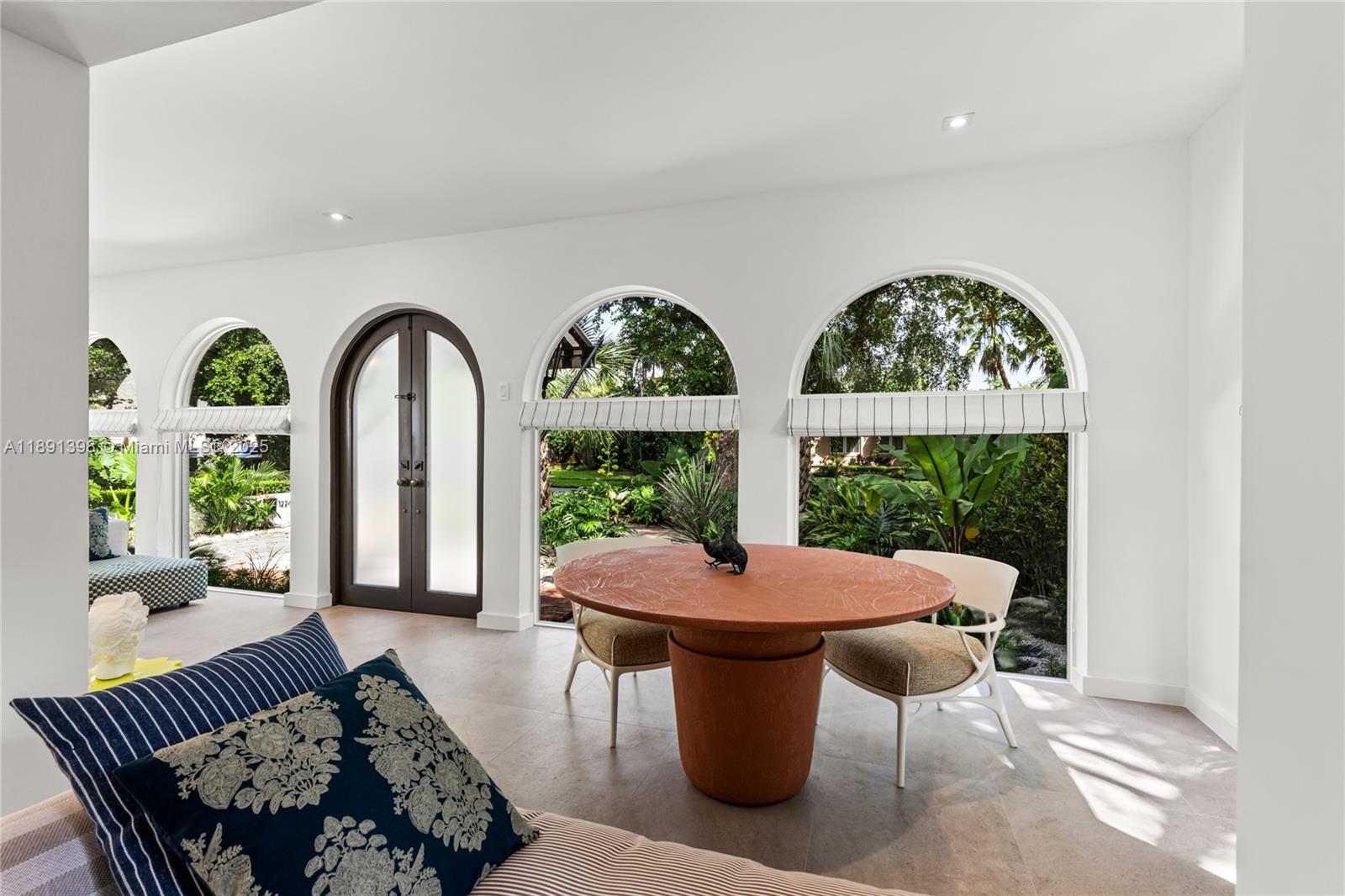 CORAL GABLE COUNTRY CLUB - Residential