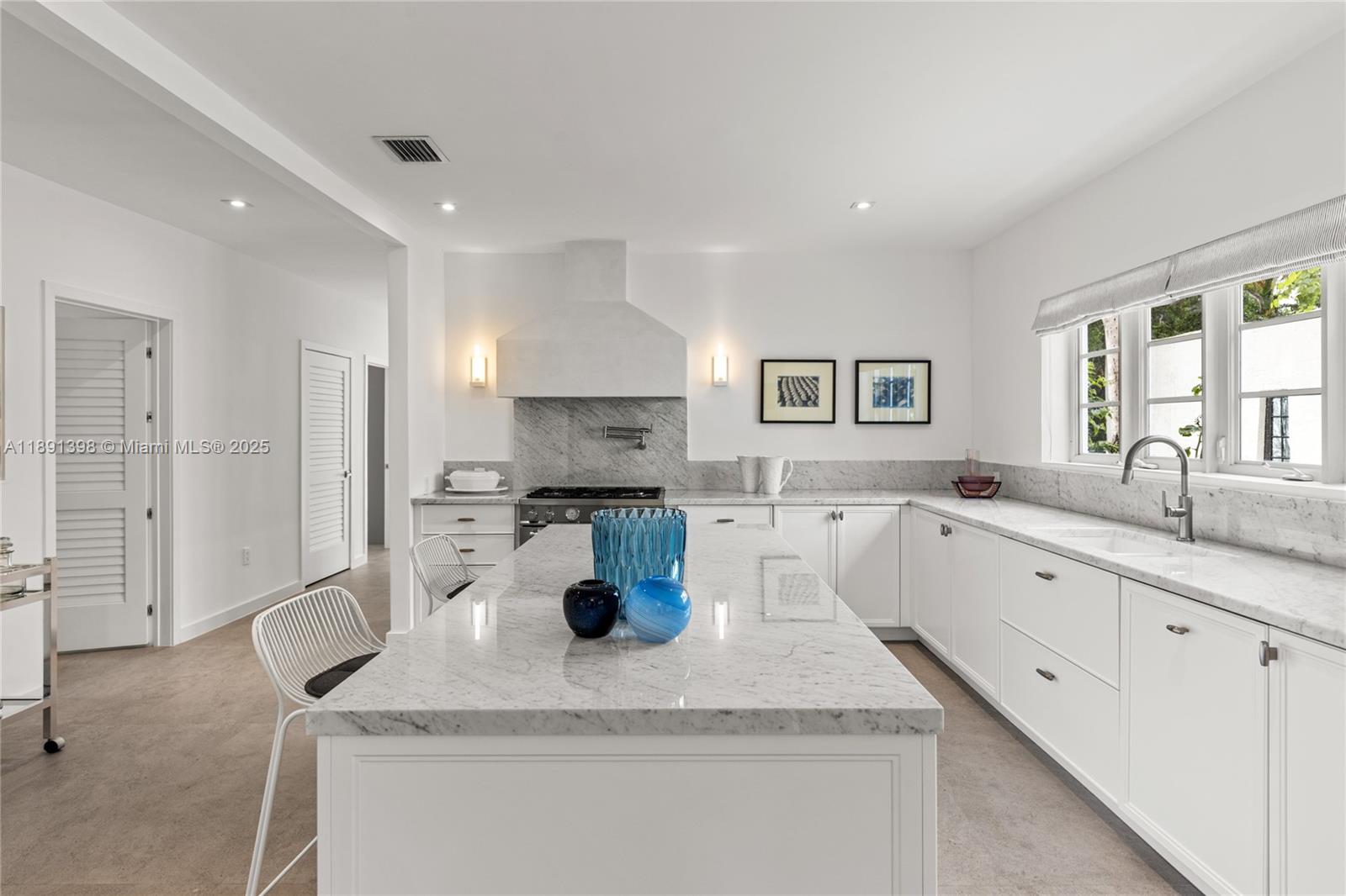 CORAL GABLE COUNTRY CLUB - Residential