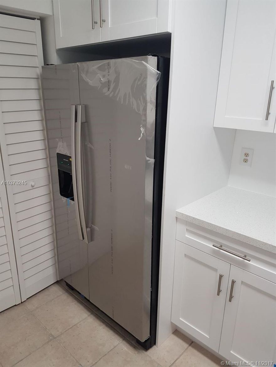 BEAUTIFUL 3 BEDROOM AND 2 BATH TOTAL REMODELED. WOOD FLOOR NEW KITCHEN AND APPLIANCES, NEW PAINT, VERY NICE VIEW TO THE POOL, AMENITIES INCLUDE TWO POOLS, HOT TUB, CHILDREN'S PLAYGROUND, TENNIS & BASKET COURTS.