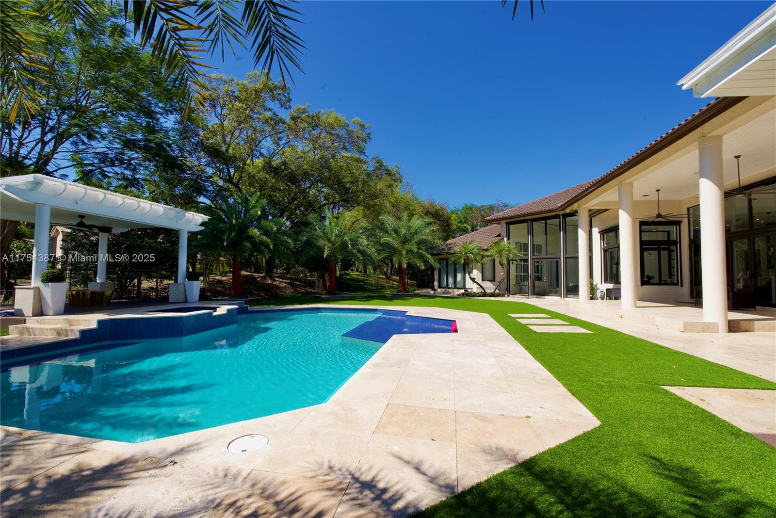 WINDMILL RANCH ESTATES - Residential