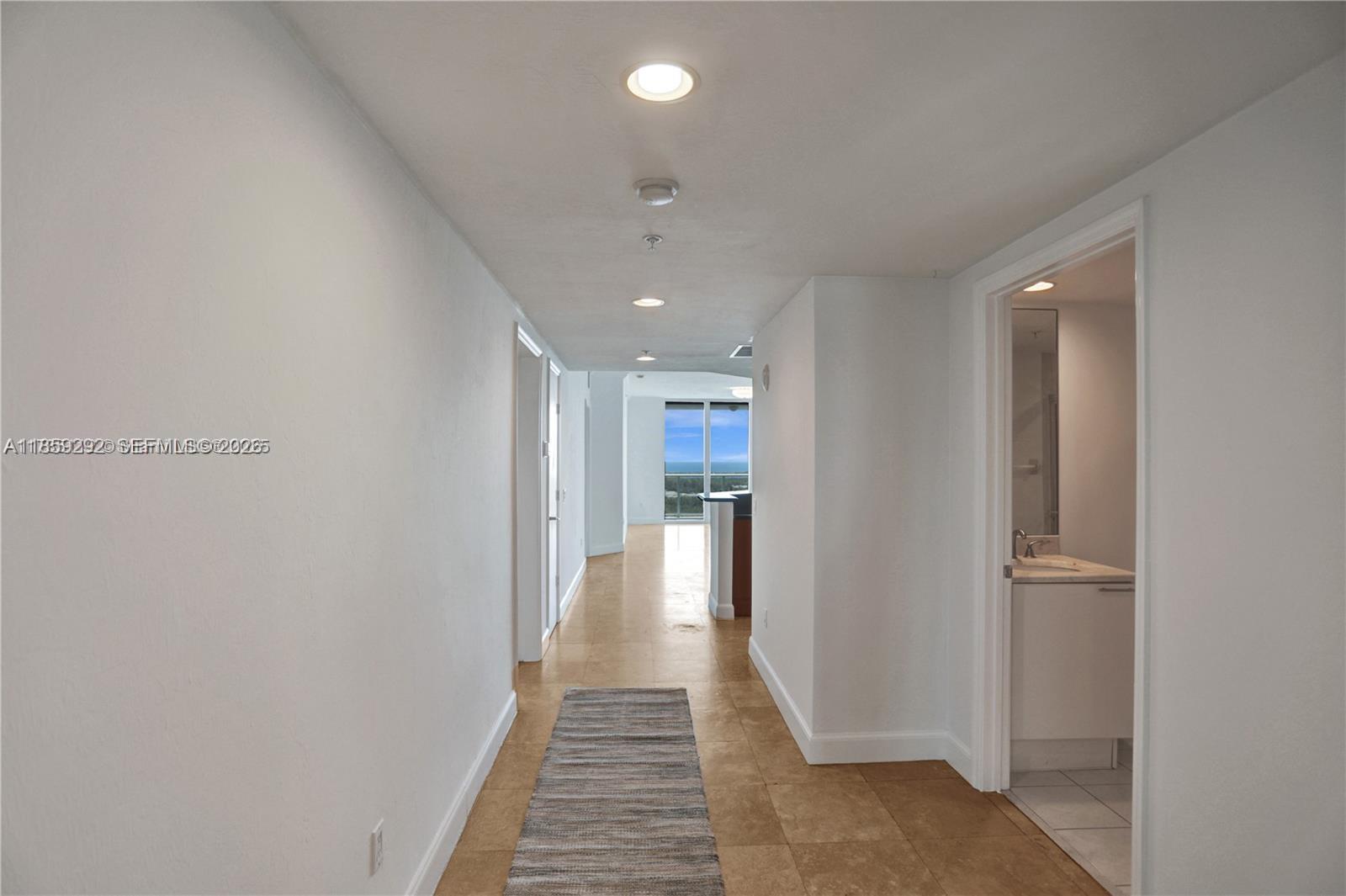 THE OAKS I CONDO - Residential