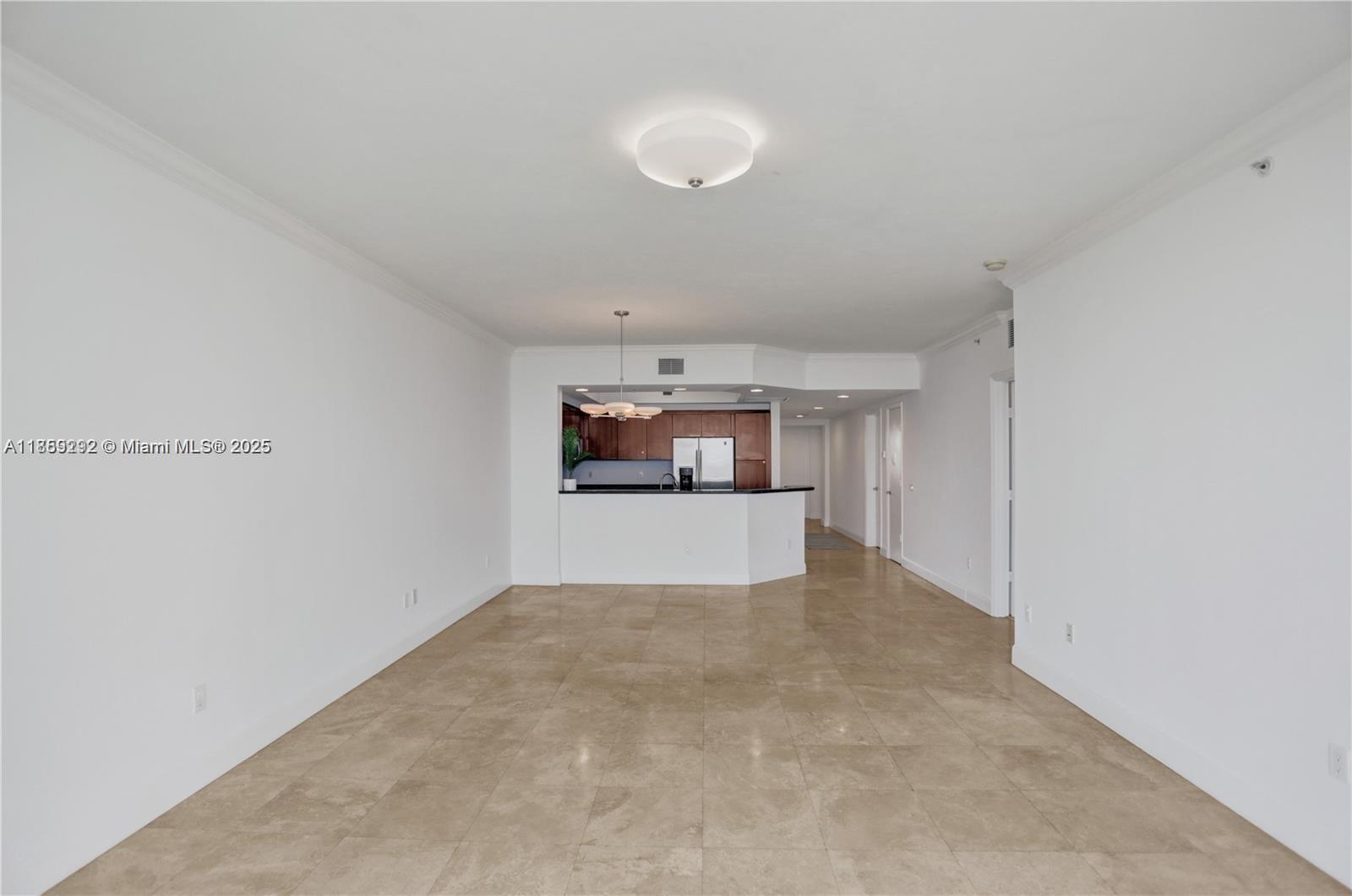 THE OAKS I CONDO - Residential