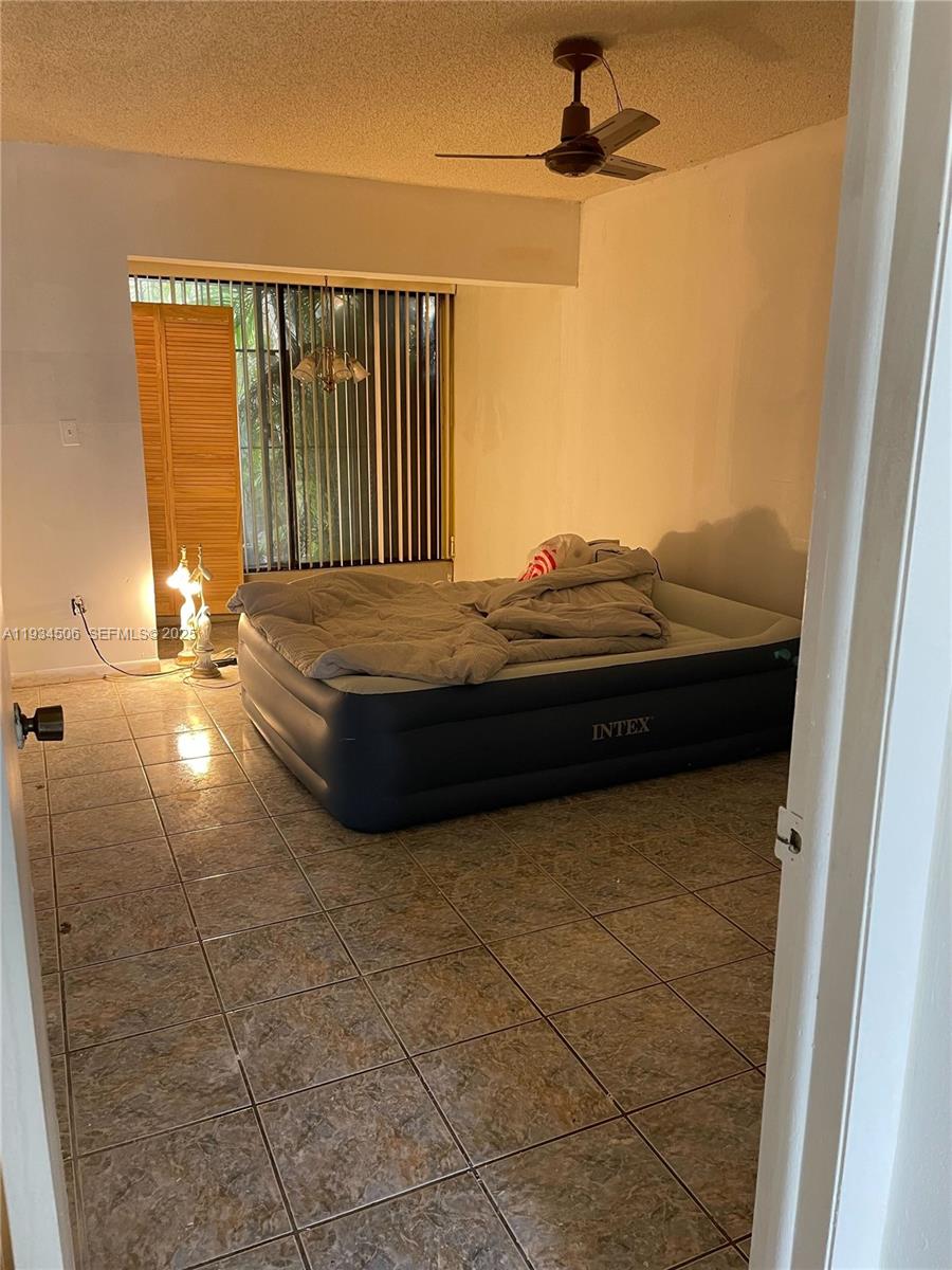 EVERGREEN HOMES VILLAS - Residential