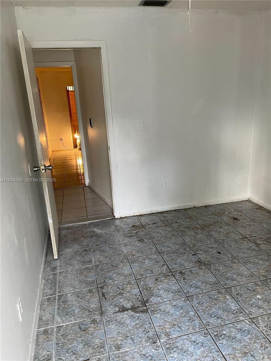 EVERGREEN HOMES VILLAS - Residential