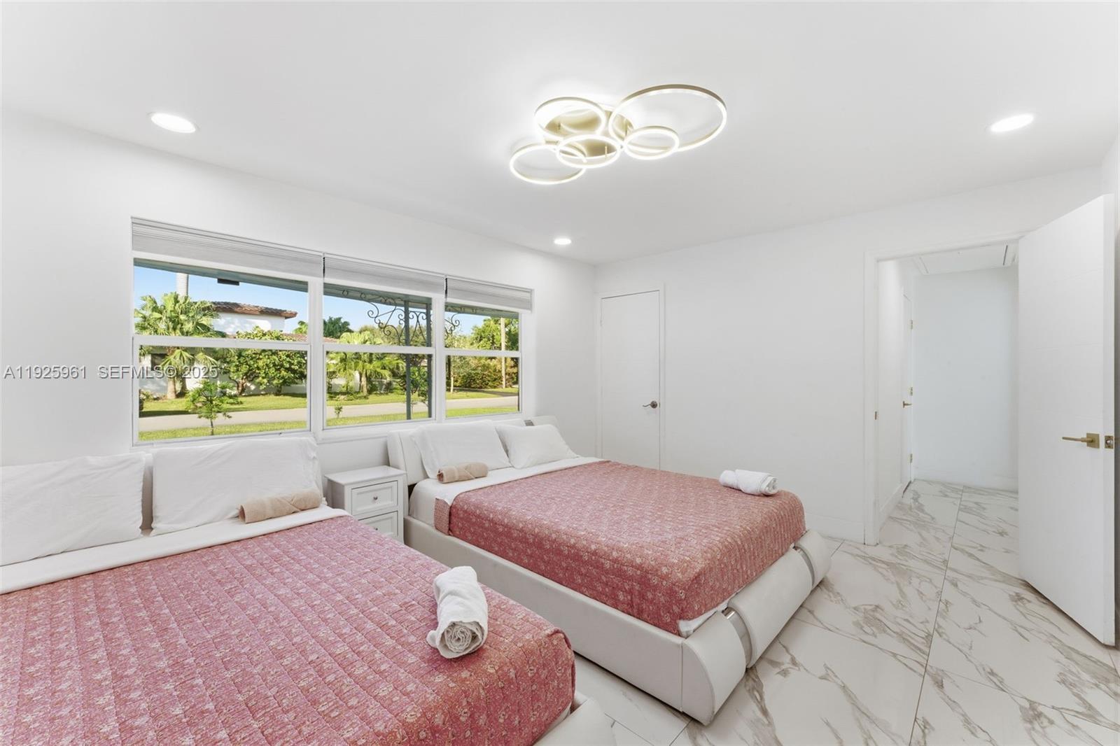 CENTRAL GOLF SEC OF HOLLY - Residential Lease