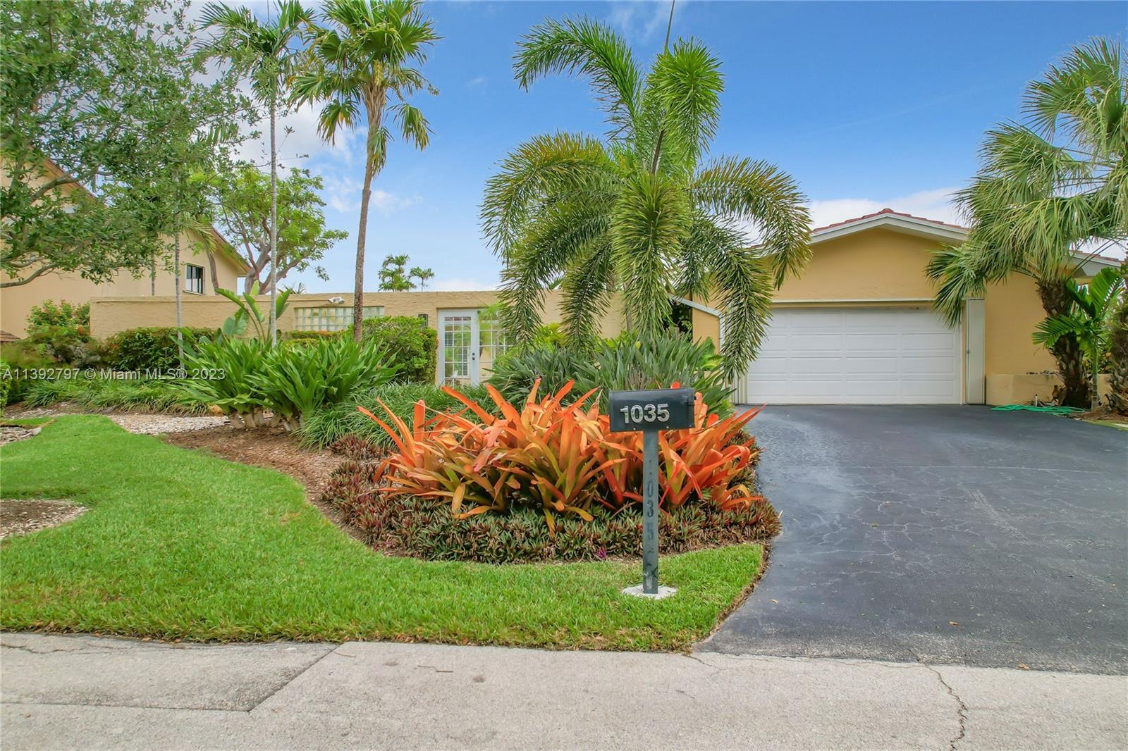 CORAL BAY SEC B - Residential