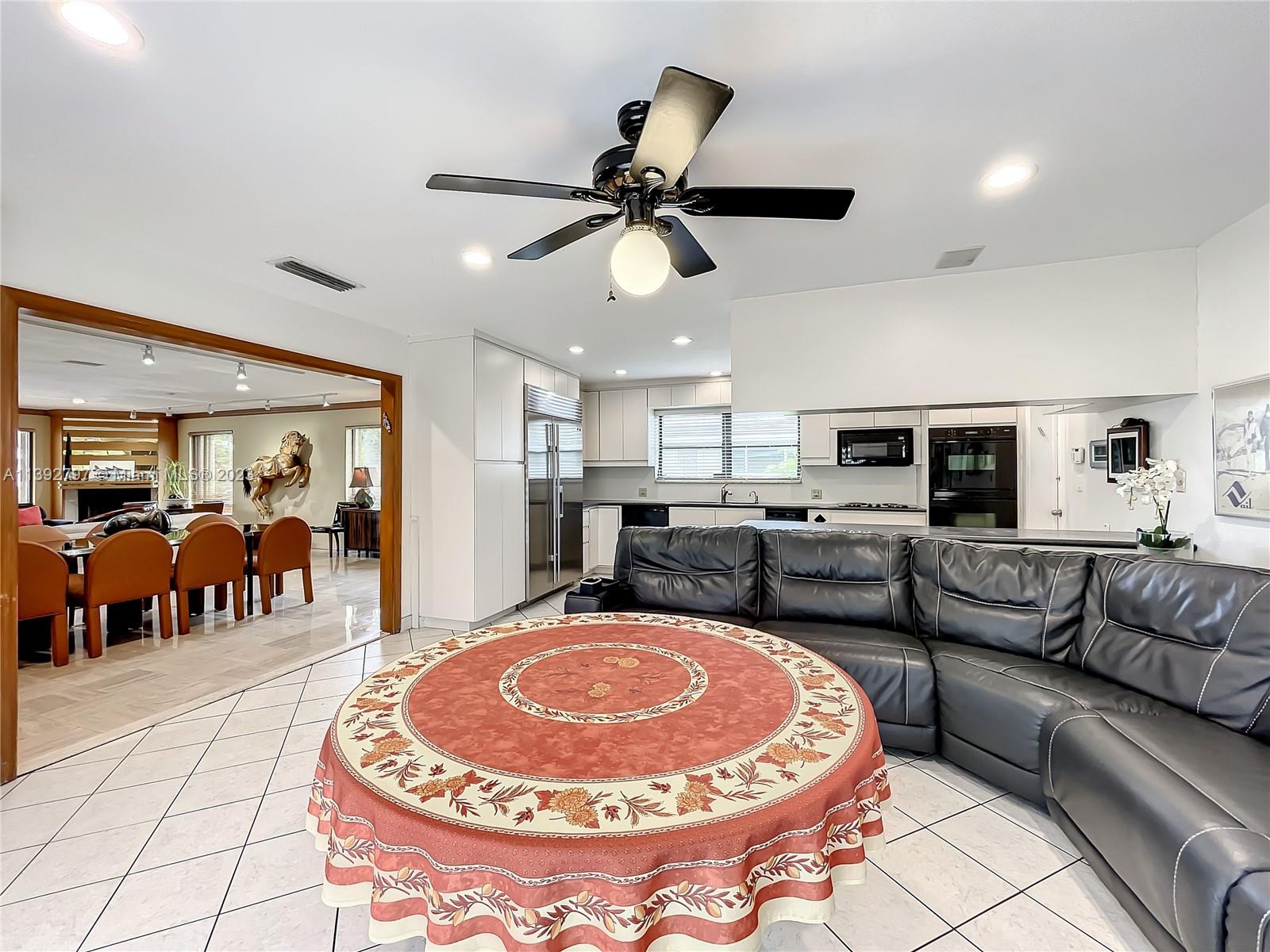 CORAL BAY SEC B - Residential