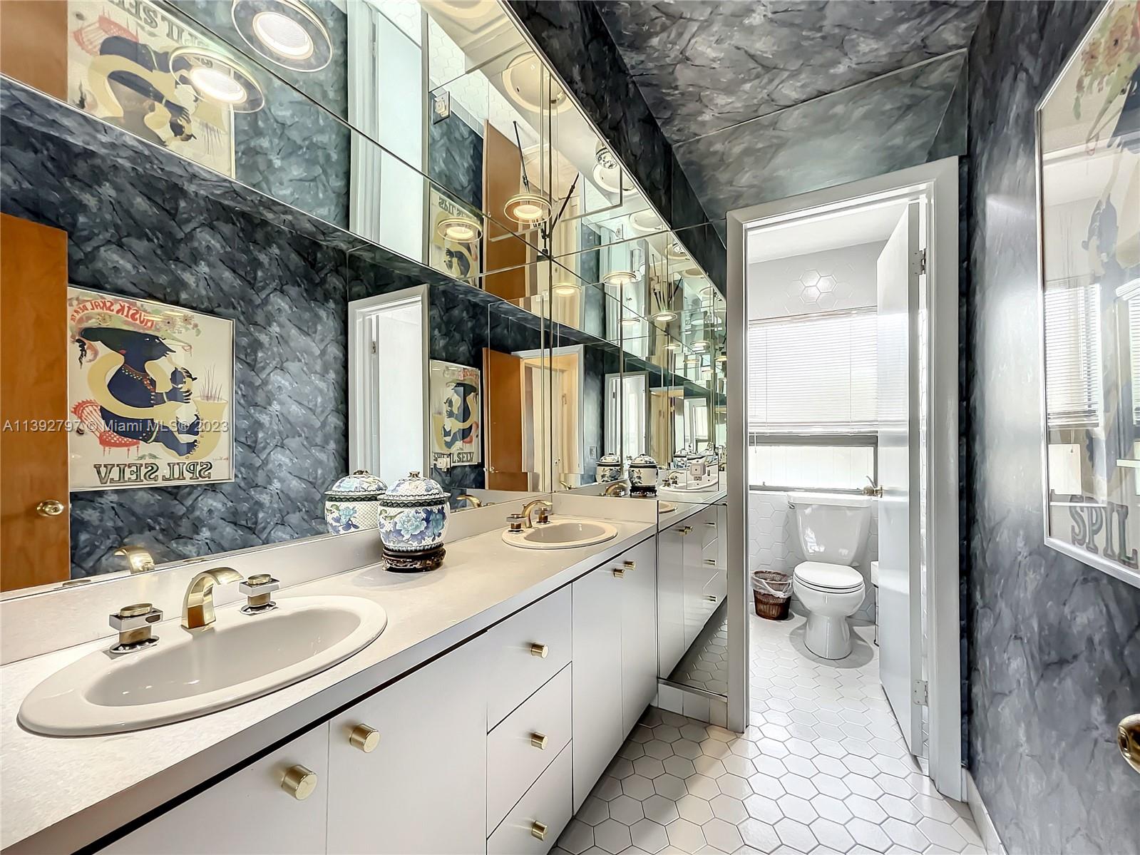 CORAL BAY SEC B - Residential