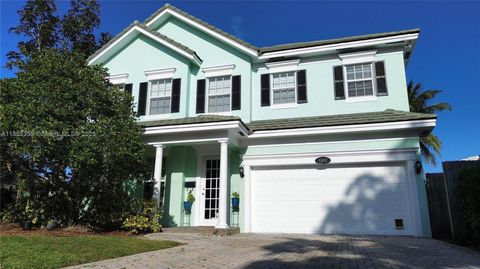 1812 SW 10th Ave Fort Lauderdale FL 33315