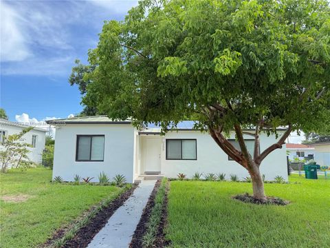 355 NE 111th St Miami FL 33161