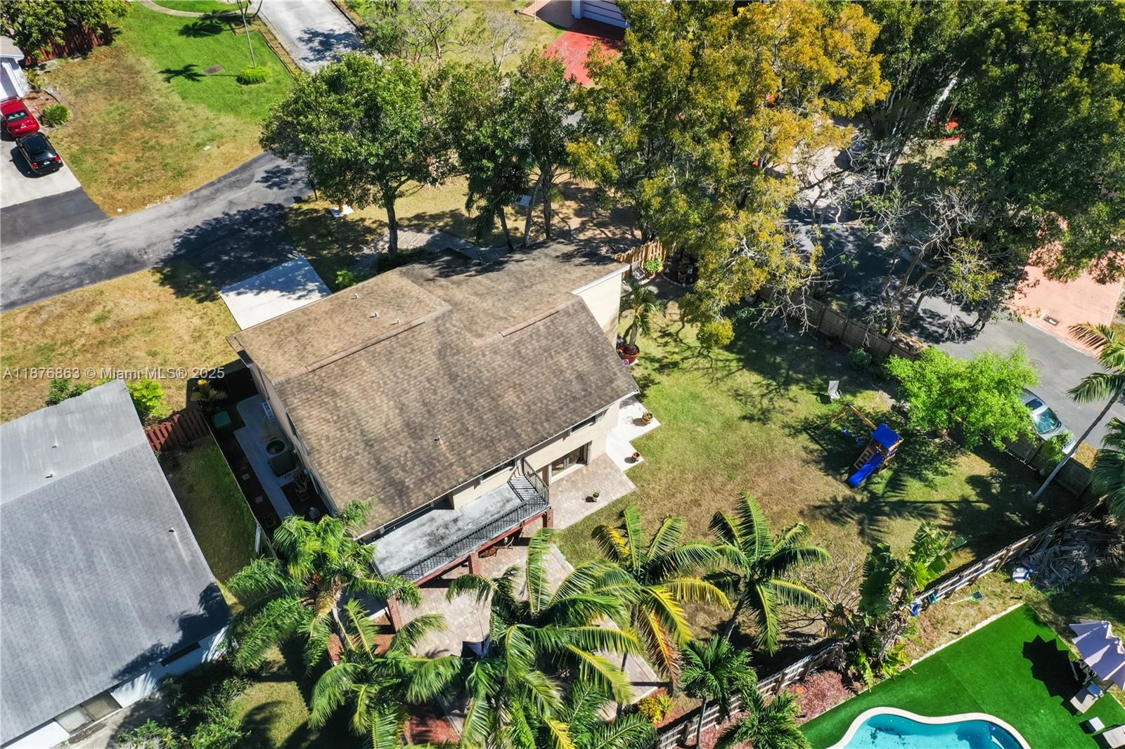 LAKES OF THE MEADOW SEC 2 - Residential