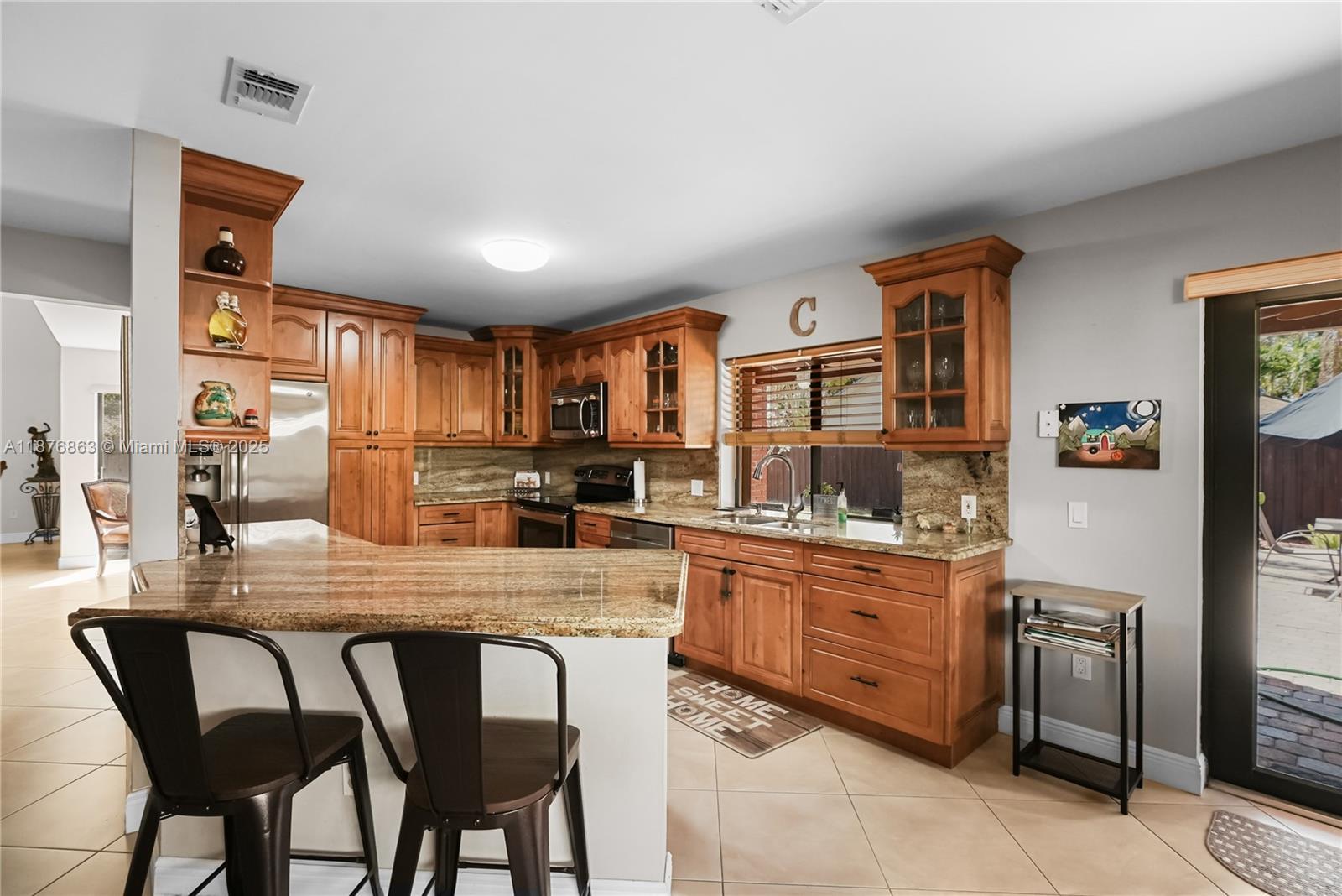 LAKES OF THE MEADOW SEC 2 - Residential