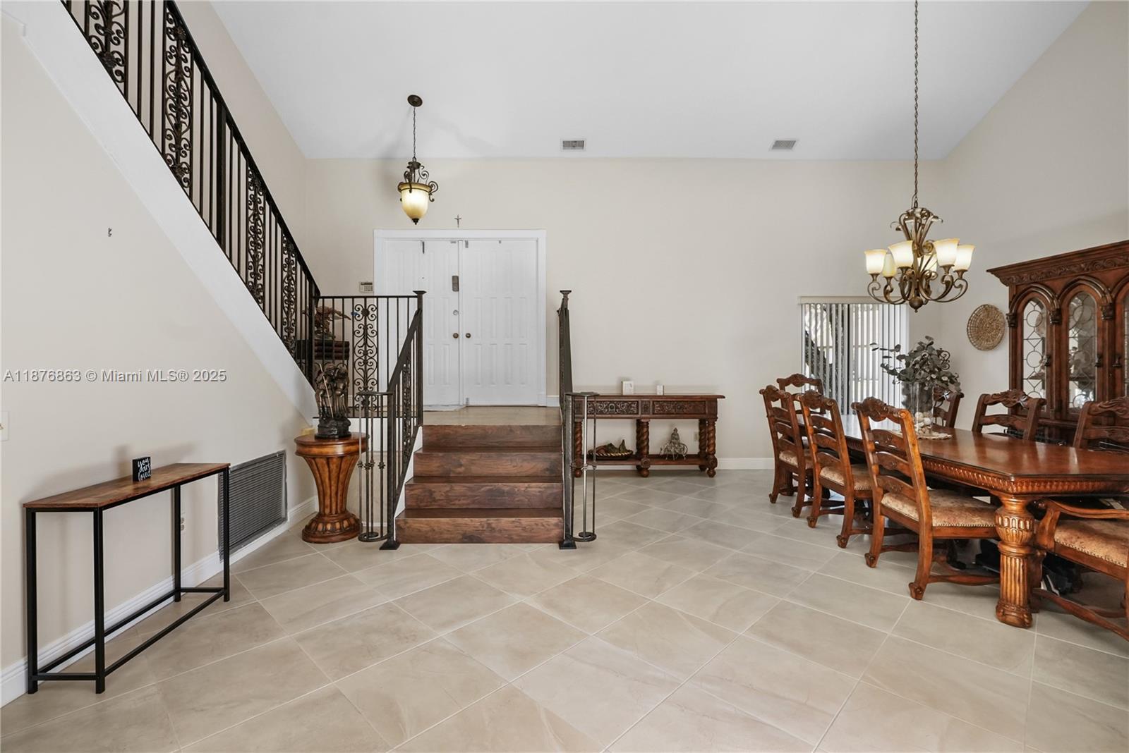 LAKES OF THE MEADOW SEC 2 - Residential