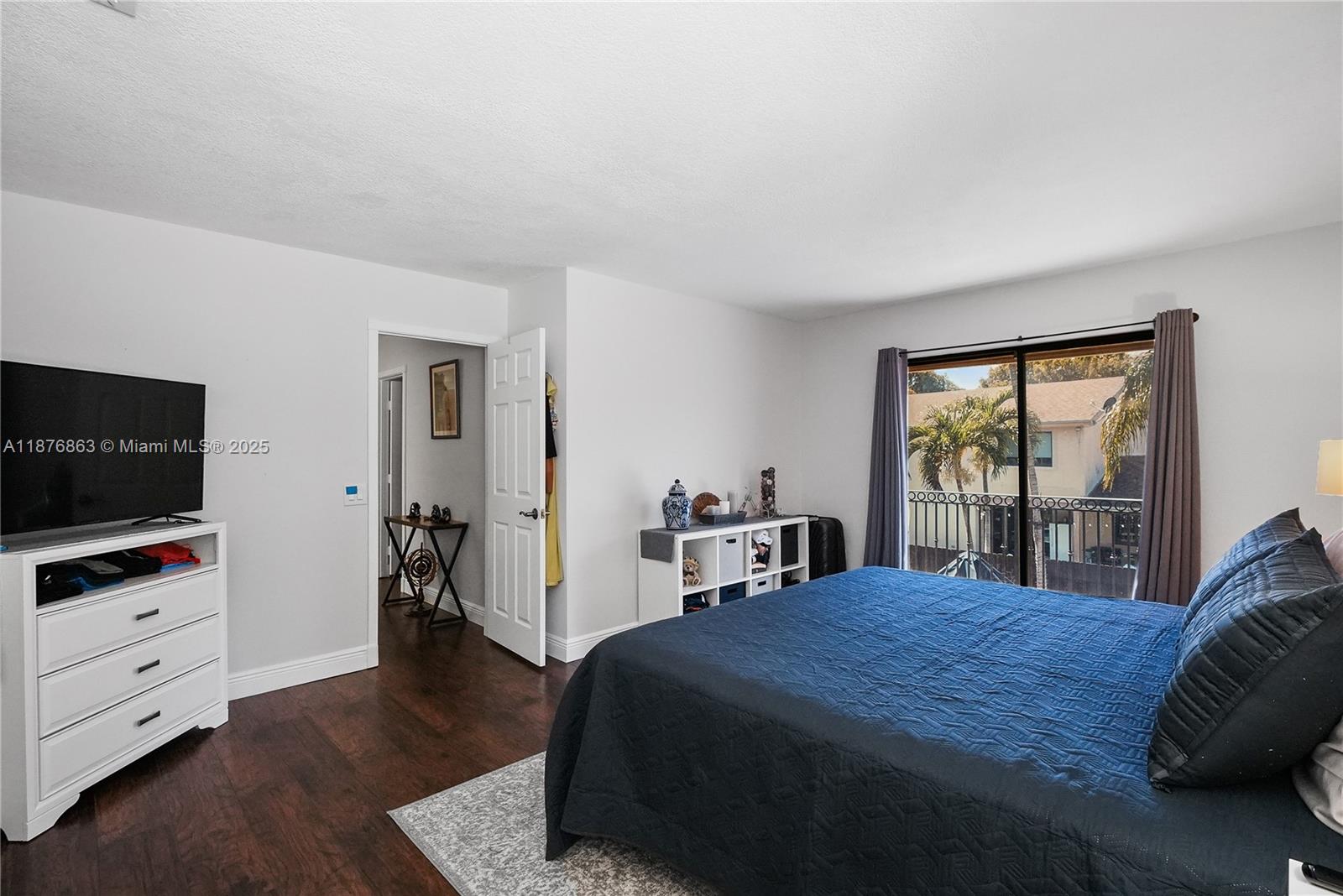 LAKES OF THE MEADOW SEC 2 - Residential