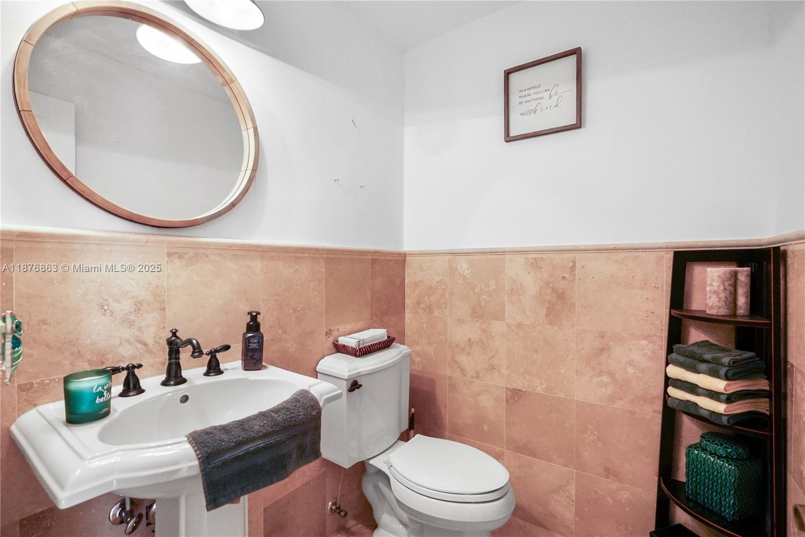 LAKES OF THE MEADOW SEC 2 - Residential