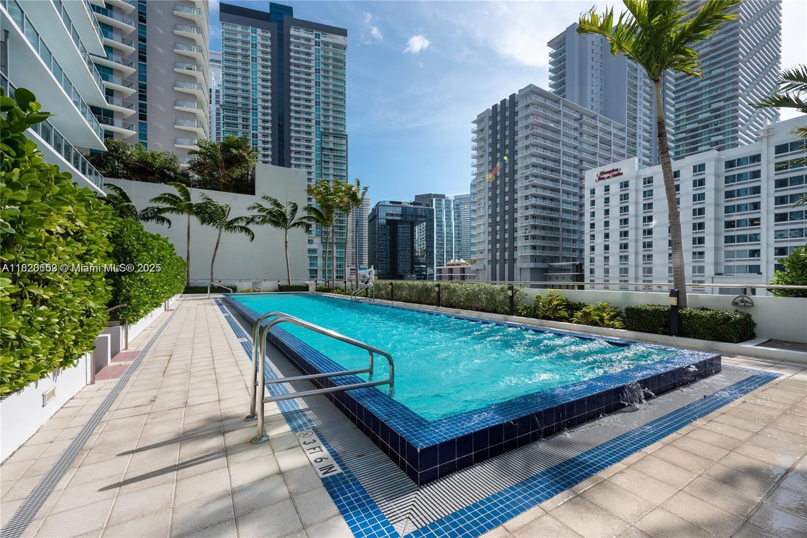 THE AXIS ON BRICKELL II C - Residential