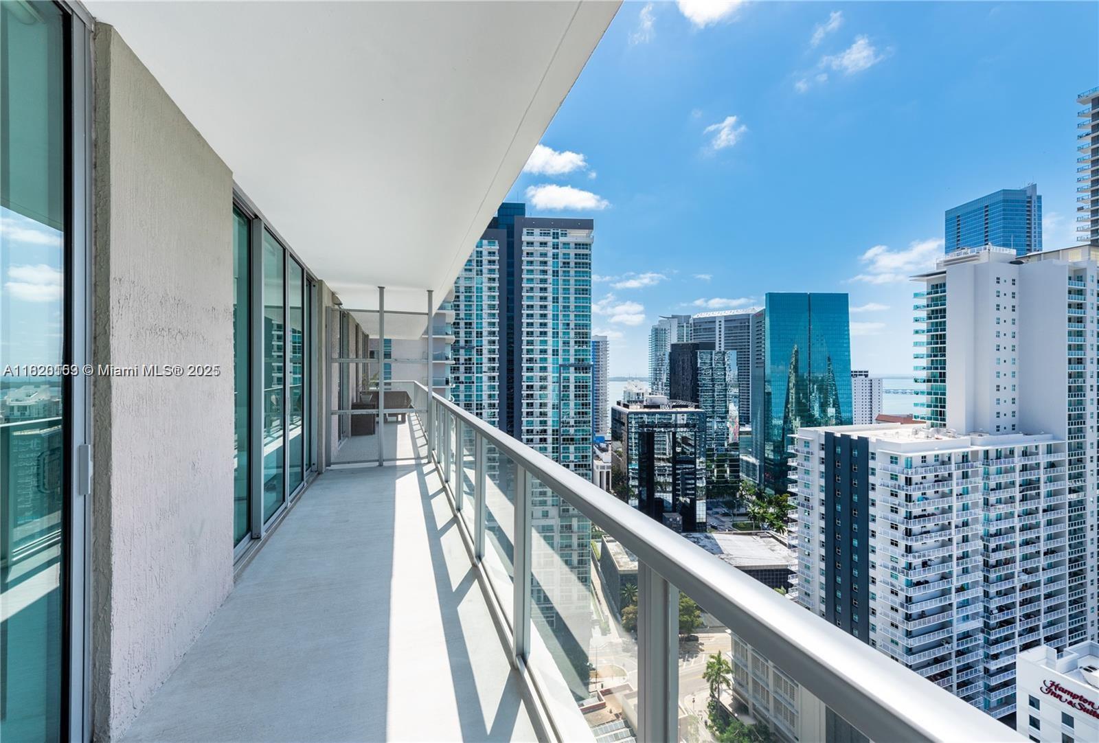 THE AXIS ON BRICKELL II C - Residential