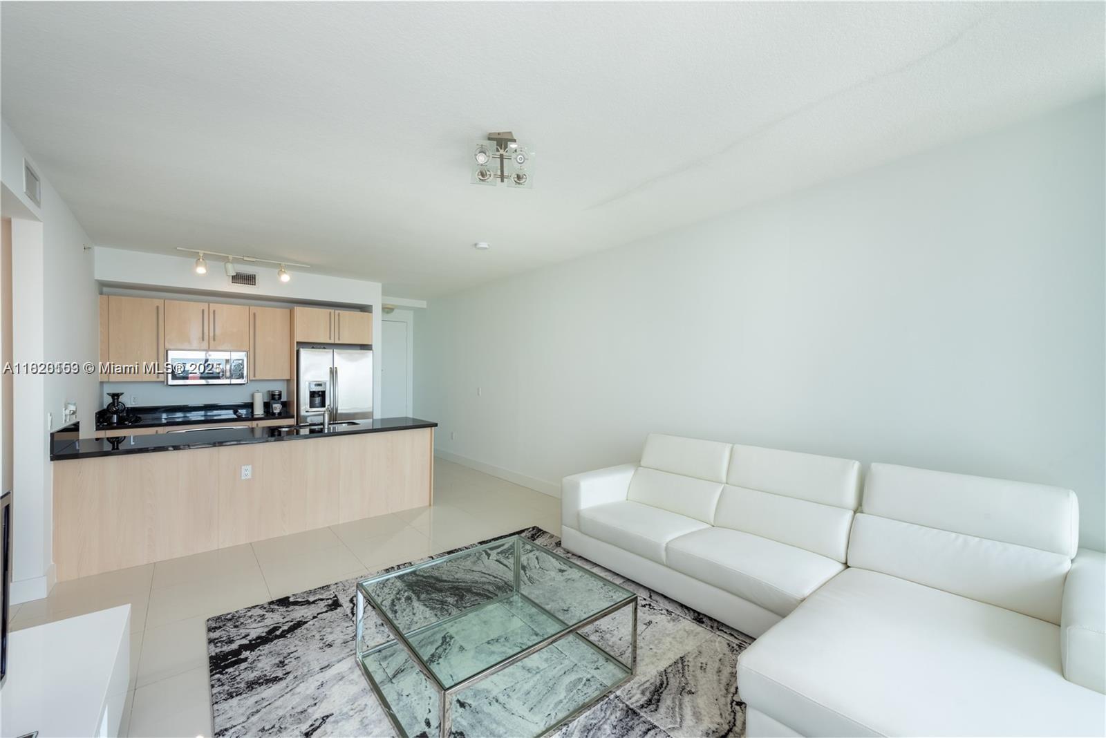 THE AXIS ON BRICKELL II C - Residential