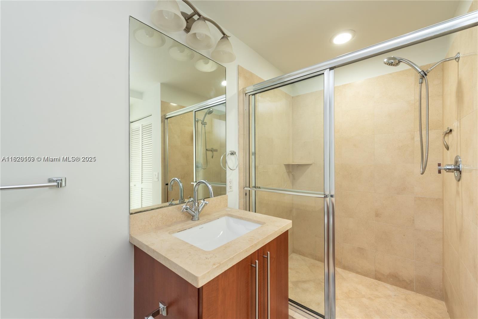 THE AXIS ON BRICKELL II C - Residential