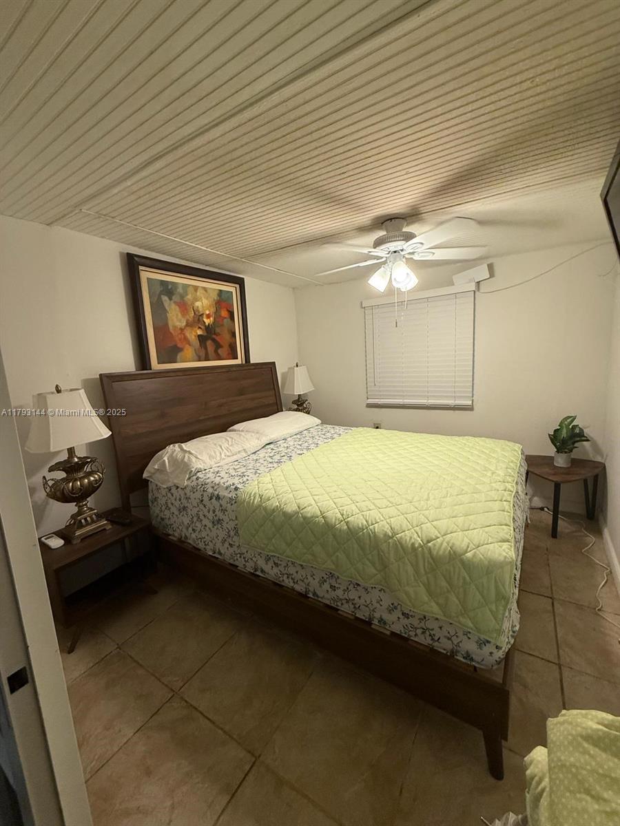 18670 Belview Dr 2, Cutler Bay, Miami-Dade County, Florida - 1 Bedrooms  
1 Bathrooms - 