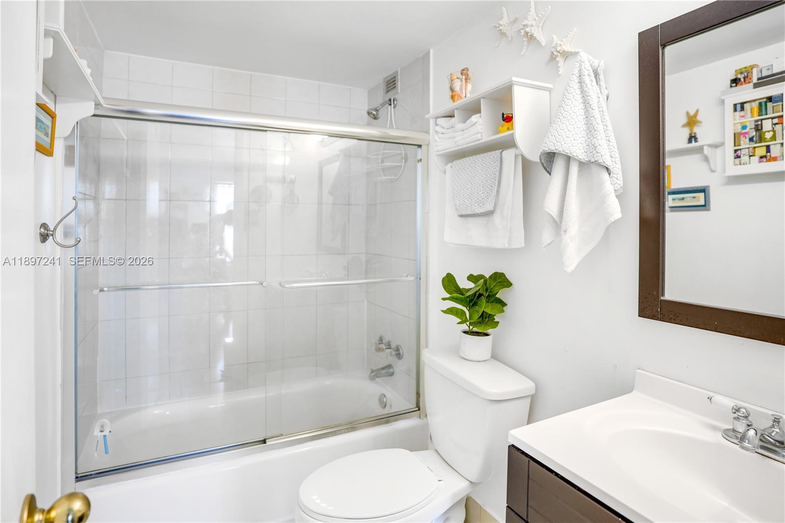 BAYSHORE TERRACE CONDO - Residential