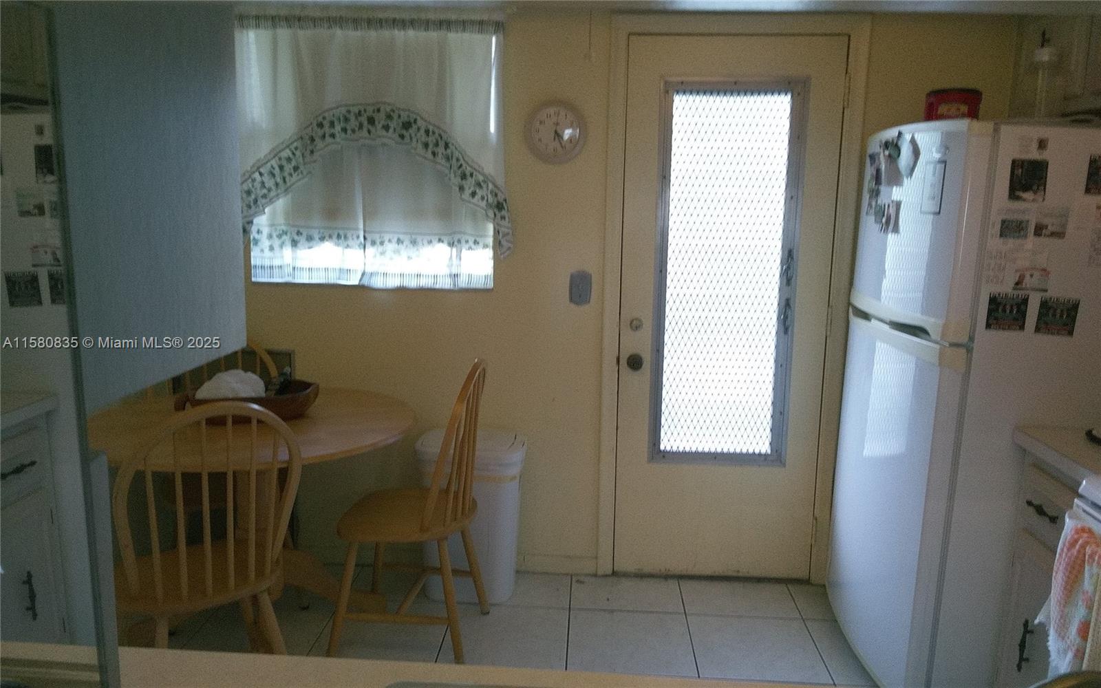 MEADOWBROOK LAKES CONDO - Residential