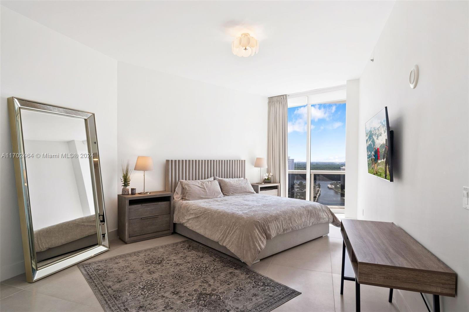 TDR TOWER III CONDO - Residential