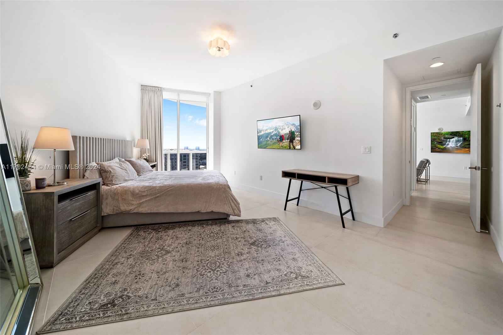 TDR TOWER III CONDO - Residential