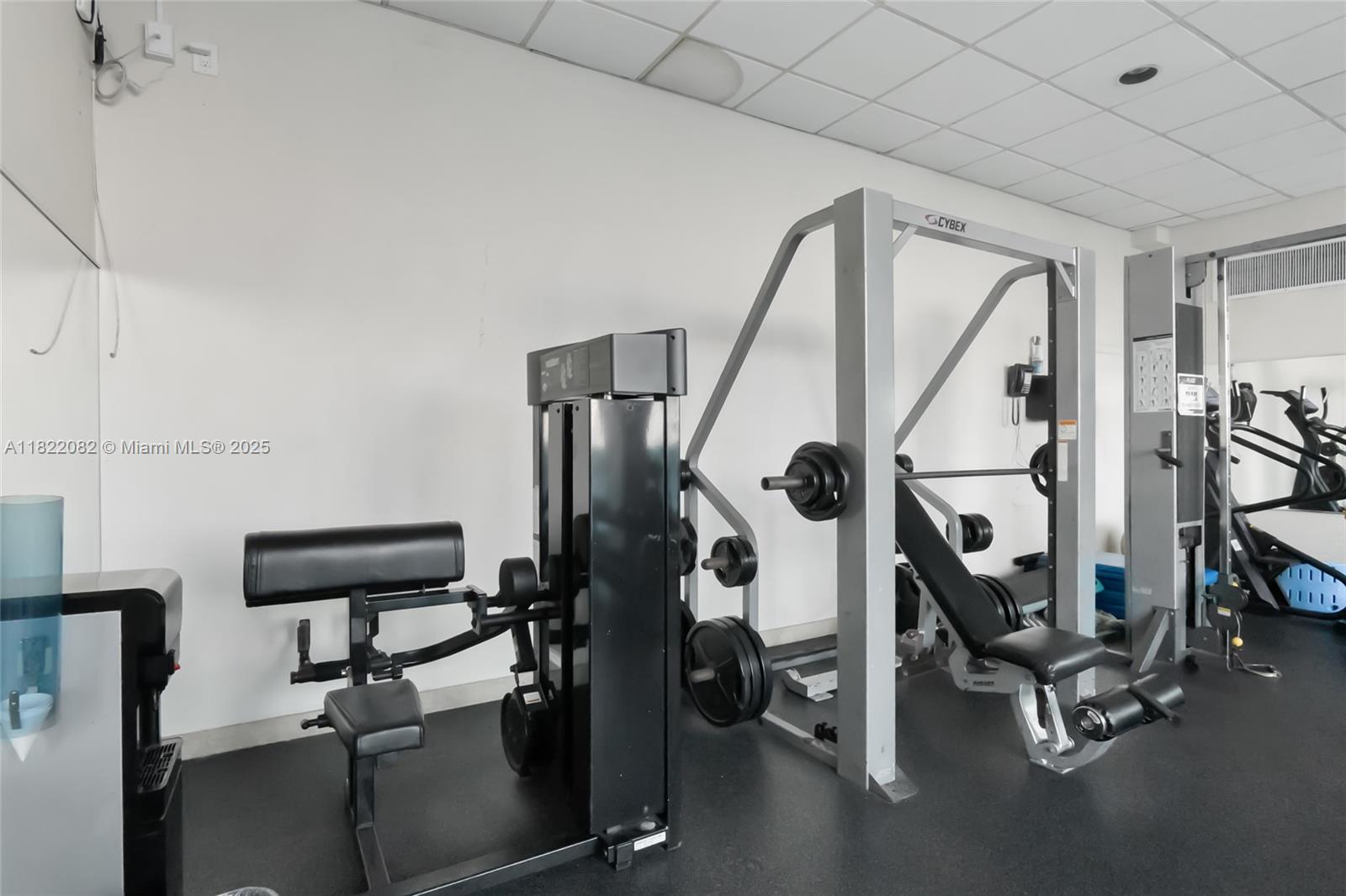 OCEANSIDE PLAZA CONDO - Residential Lease