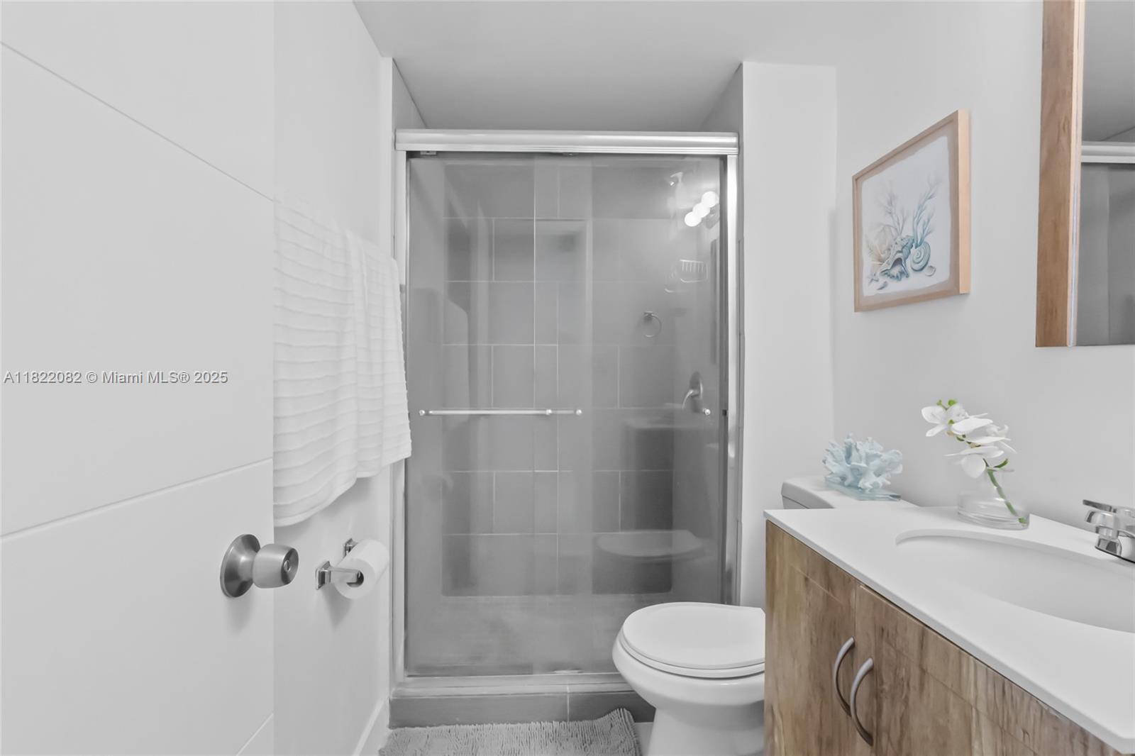 OCEANSIDE PLAZA CONDO - Residential Lease