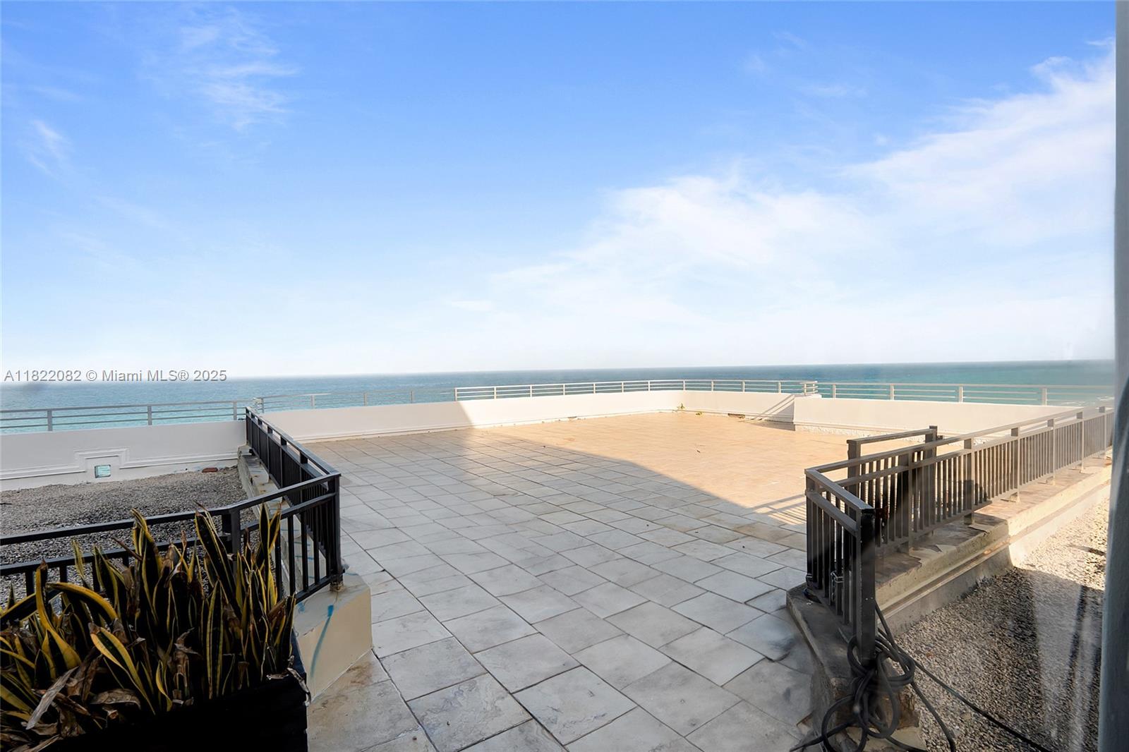 OCEANSIDE PLAZA CONDO - Residential Lease