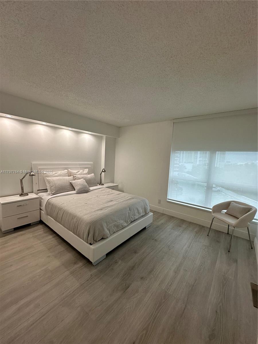 MYSTIC POINTE CONDO NO ON - Residential