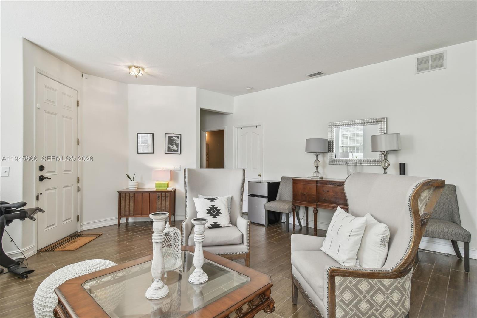 TIERRA DEL SOL PH 01 - Residential